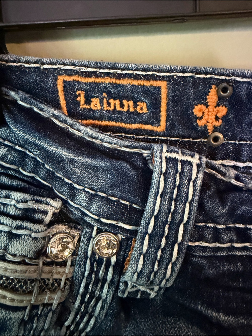 Gorgeous Rock Revival Lainna Ankle Skinny Jeans Embellished Pockets 26” Inseam - Picture 6 of 8
